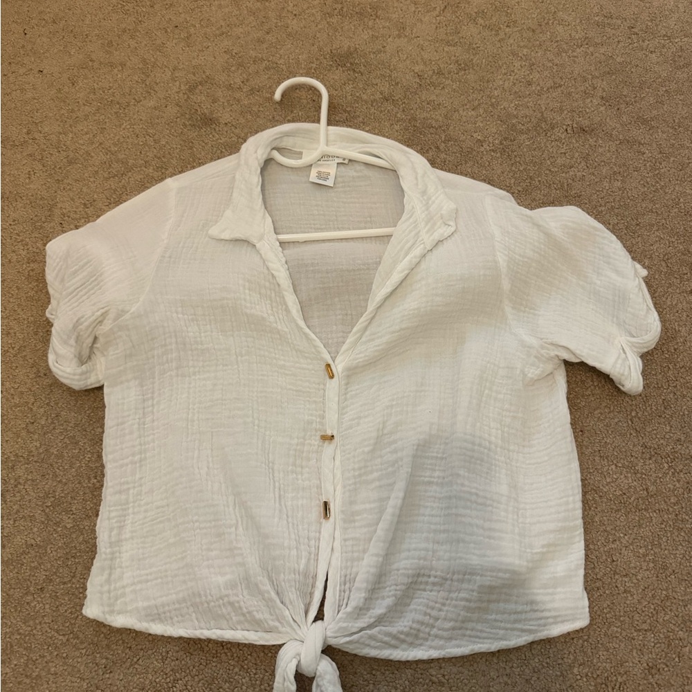 White blouse only worn twice